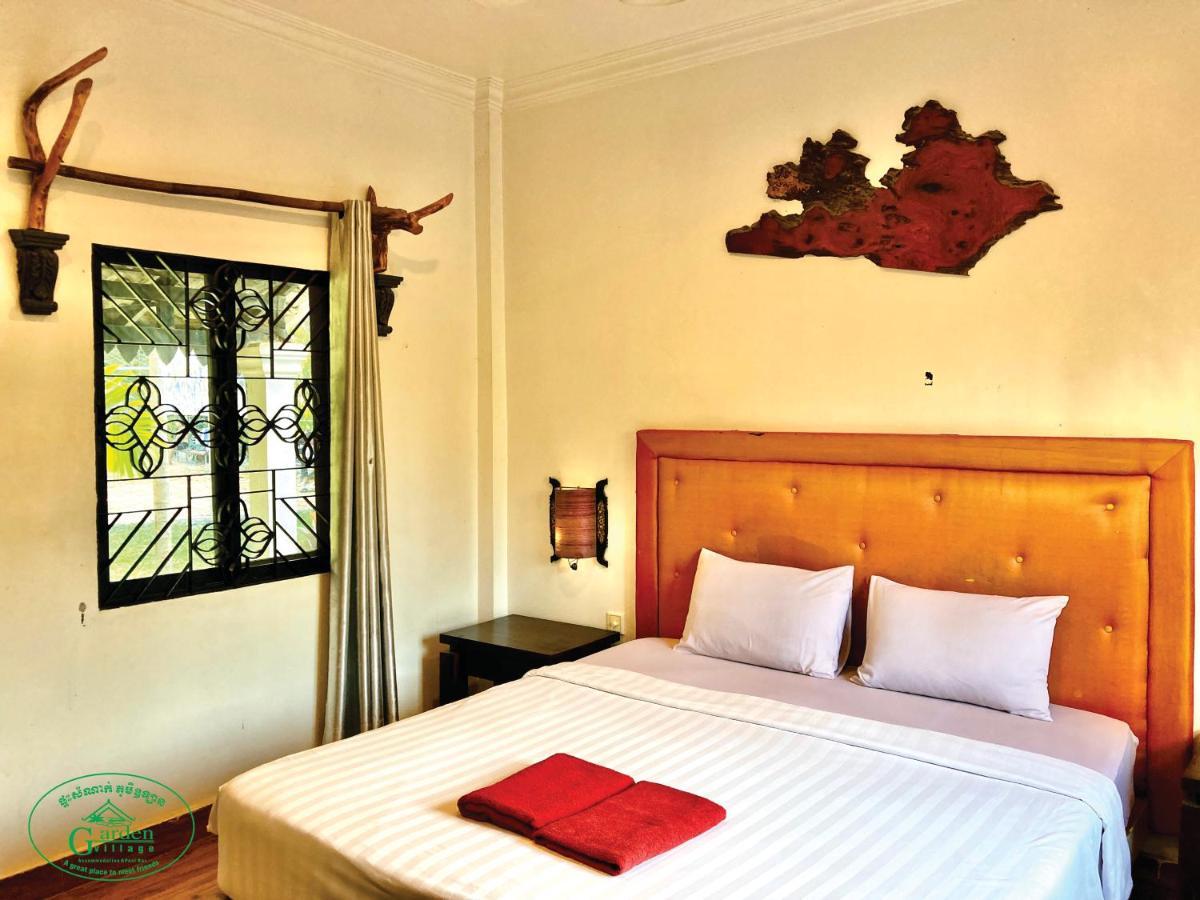 Garden Village Guesthouse & Pool Bar Siem Reap Exterior photo