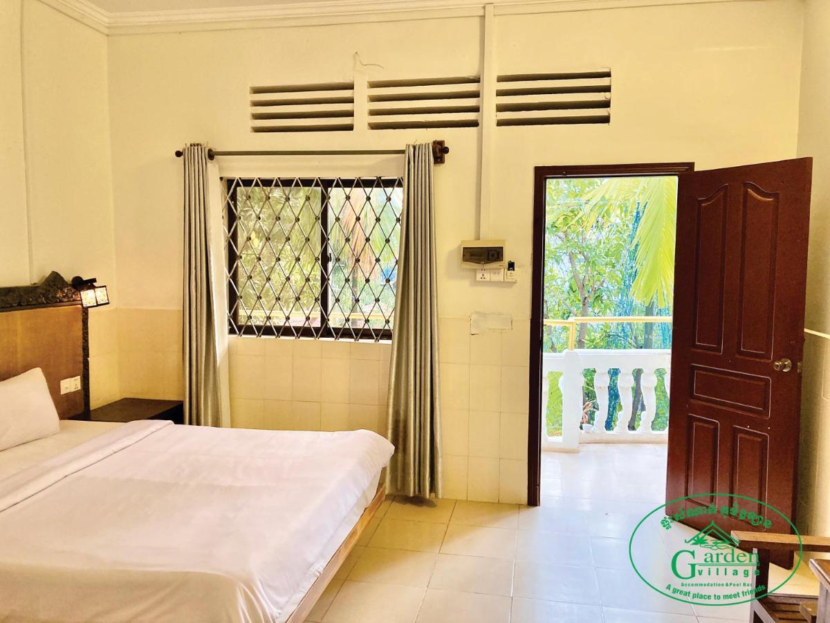 Garden Village Guesthouse & Pool Bar Siem Reap Exterior photo