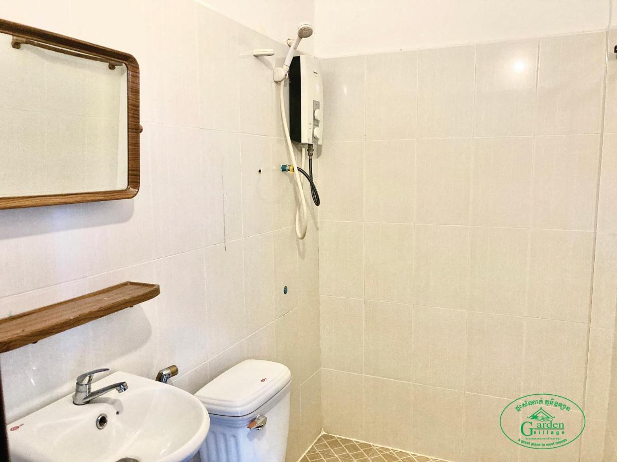 Garden Village Guesthouse & Pool Bar Siem Reap Exterior photo