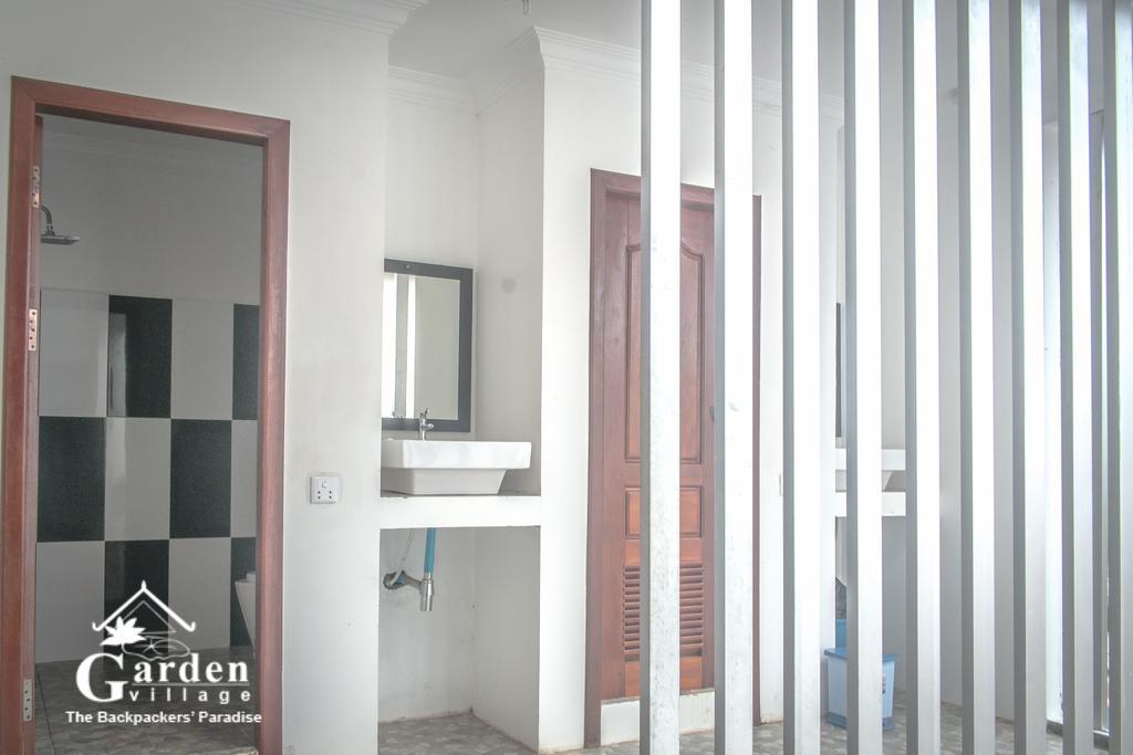 Garden Village Guesthouse & Pool Bar Siem Reap Exterior photo